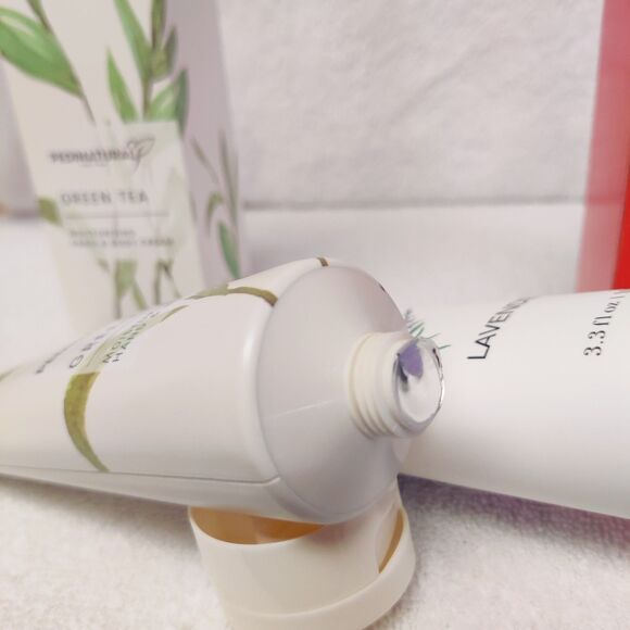 Codi New York Lavender and Pedinatural Green Tea Hand Body Lotions 3.3oz NEW - Picture 10 of 11